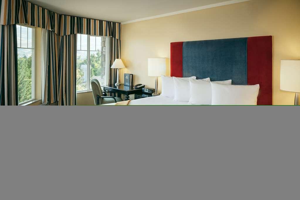 Plaza Inn & Suites At Ashland Creek Rom bilde