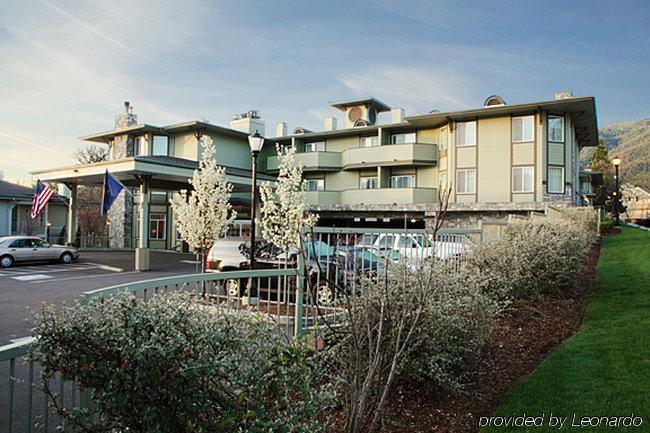 Plaza Inn & Suites At Ashland Creek Eksteriør bilde