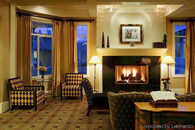 Plaza Inn & Suites At Ashland Creek Rom bilde