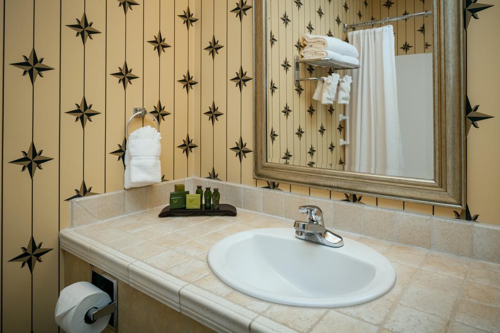 Plaza Inn & Suites At Ashland Creek Eksteriør bilde