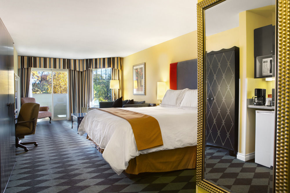 Plaza Inn & Suites At Ashland Creek Eksteriør bilde