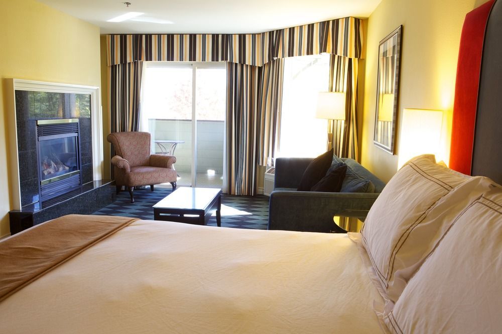 Plaza Inn & Suites At Ashland Creek Eksteriør bilde