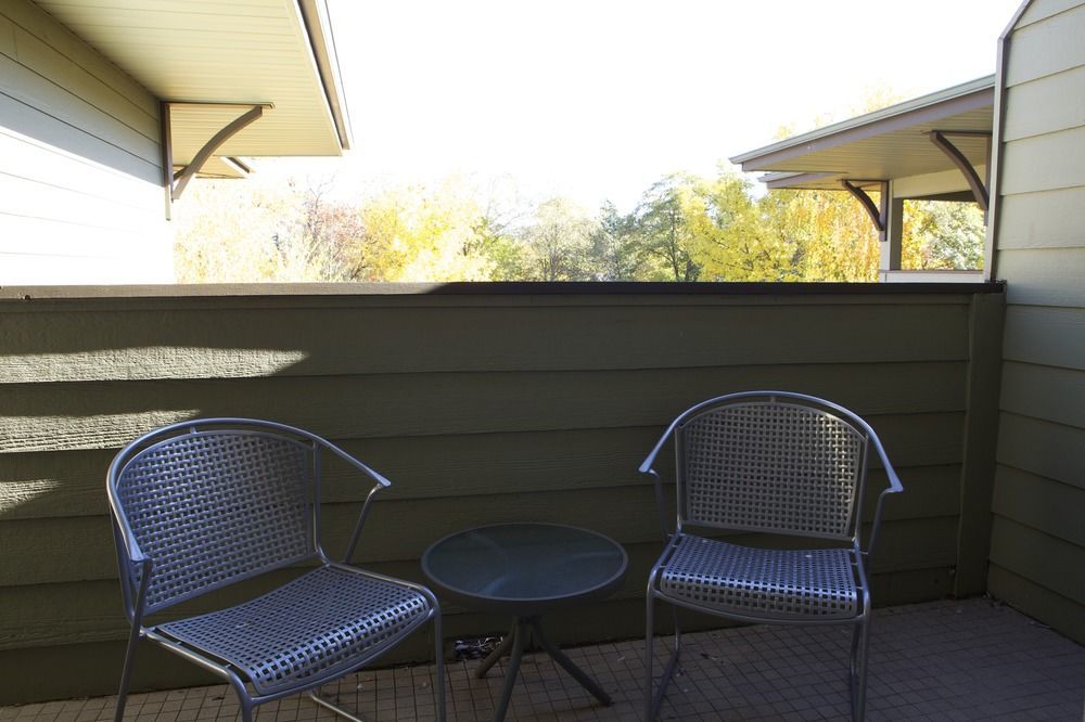 Plaza Inn & Suites At Ashland Creek Eksteriør bilde