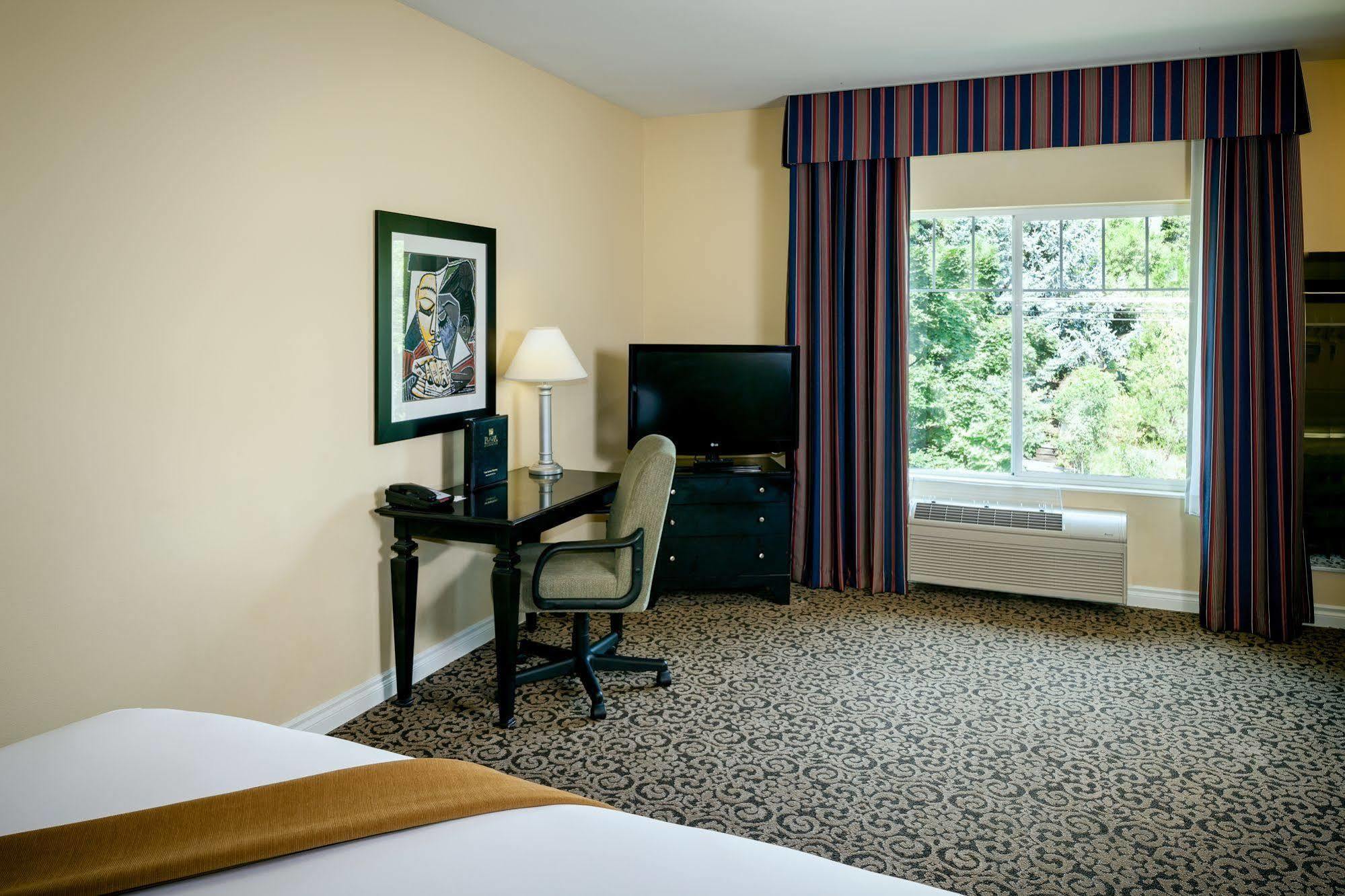 Plaza Inn & Suites At Ashland Creek Eksteriør bilde